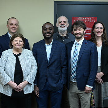 four law school faculty and two studets who worked at the Troup County pop up legal clinic